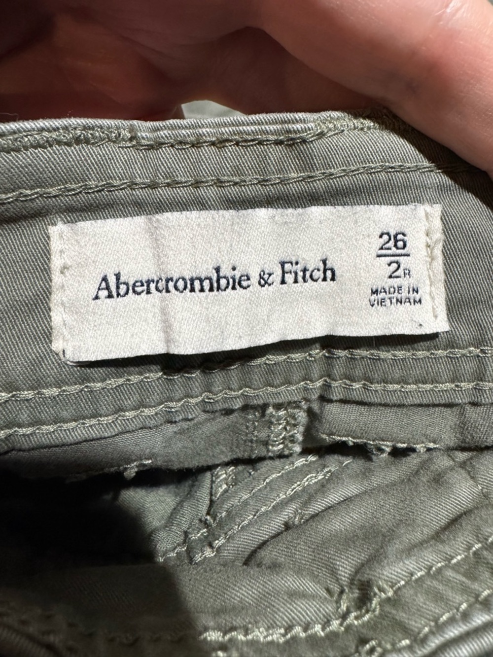 Abercrombie & Fitch Olive Green Cargo Pants - Women's 26/2 - Picture 3 of 3